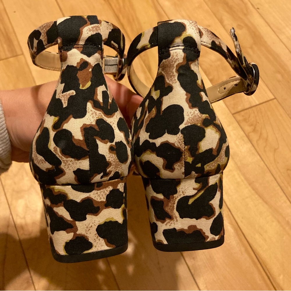 CAbi The Kiki Ankle Strap Leopard Chunky Heel style 6020 size nine - Picture 11 of 12